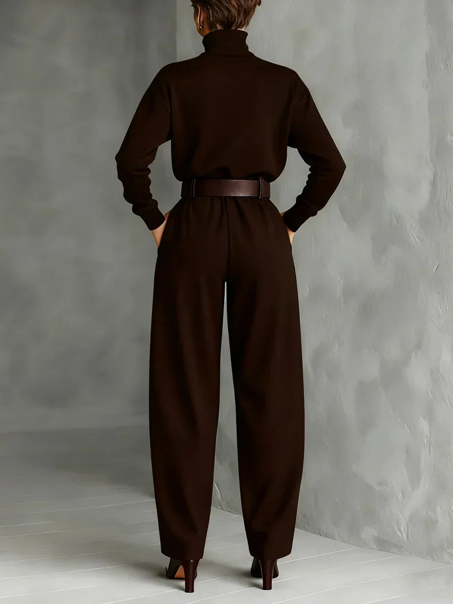Julia Conjunto de cuello alto y pantalón recto