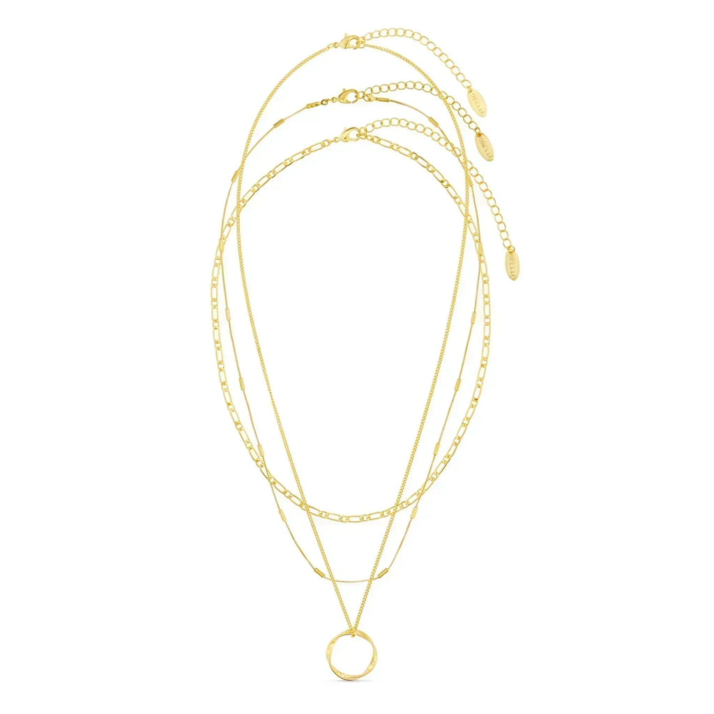 Collar de Tres Capas con Círculo Abierto